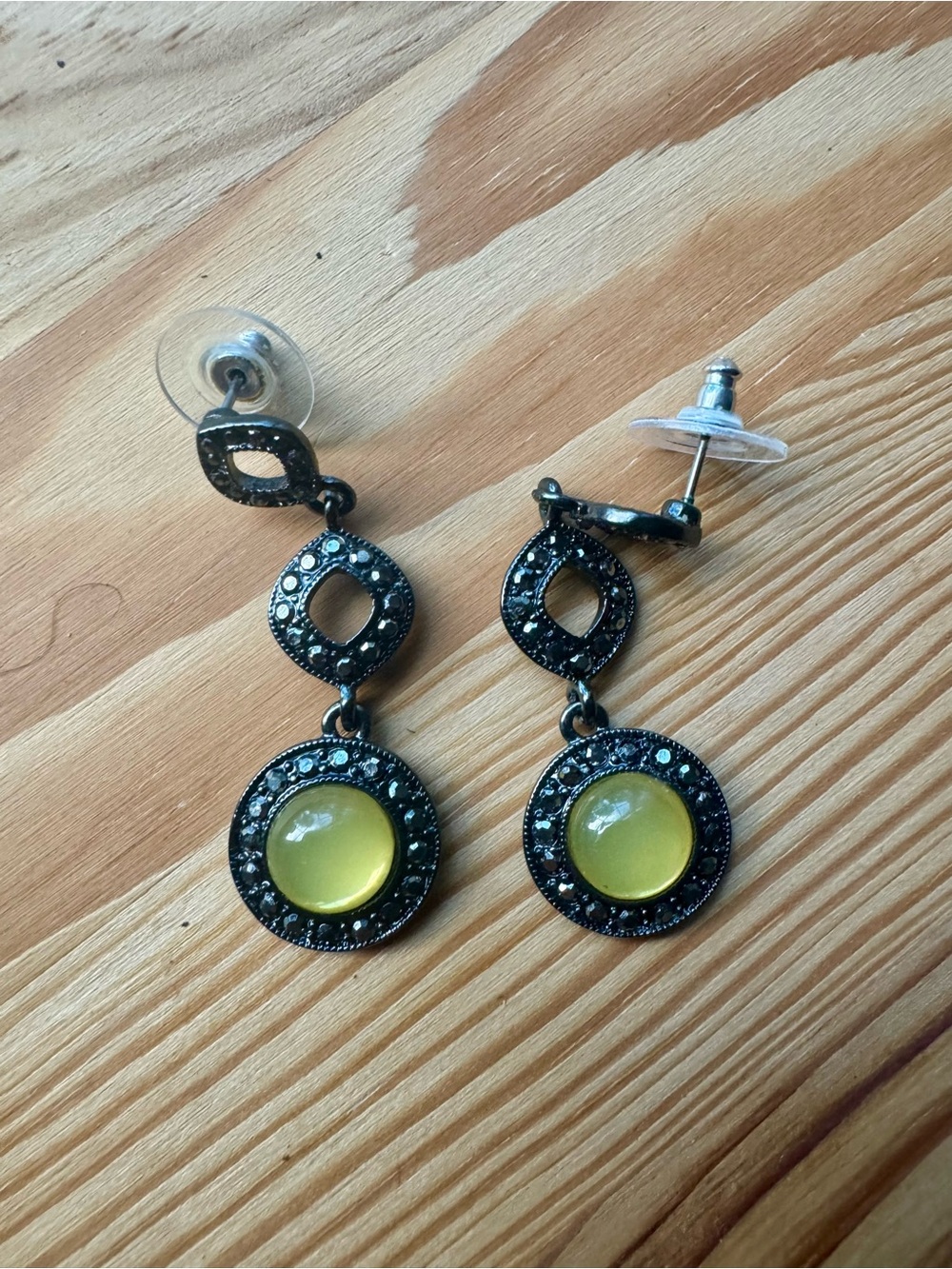 Yellow Stone Drop Earrings - Women Jewelry